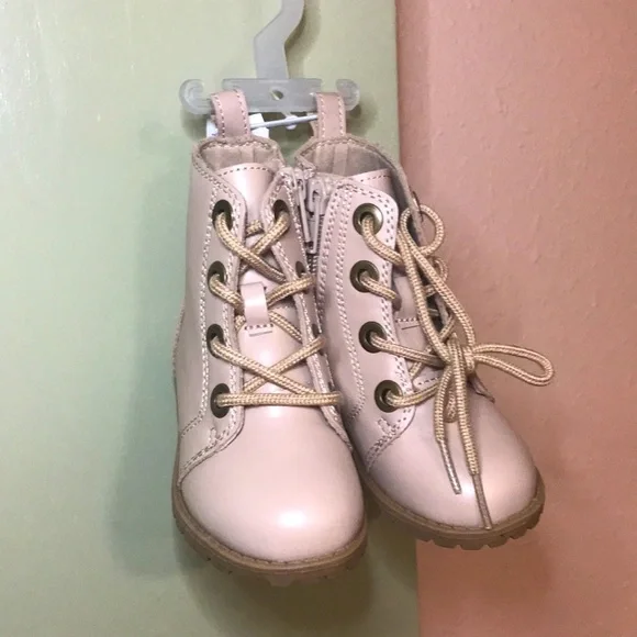 Old Navy Toddler Girl’s Blush Pink Lace-up Boots Size NEW